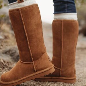 BearPaw Tan Winter Boots